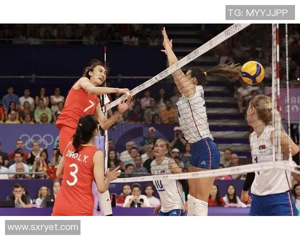 2015年女排世界杯中国队与塞尔维亚队激战回顾与精彩瞬间解析